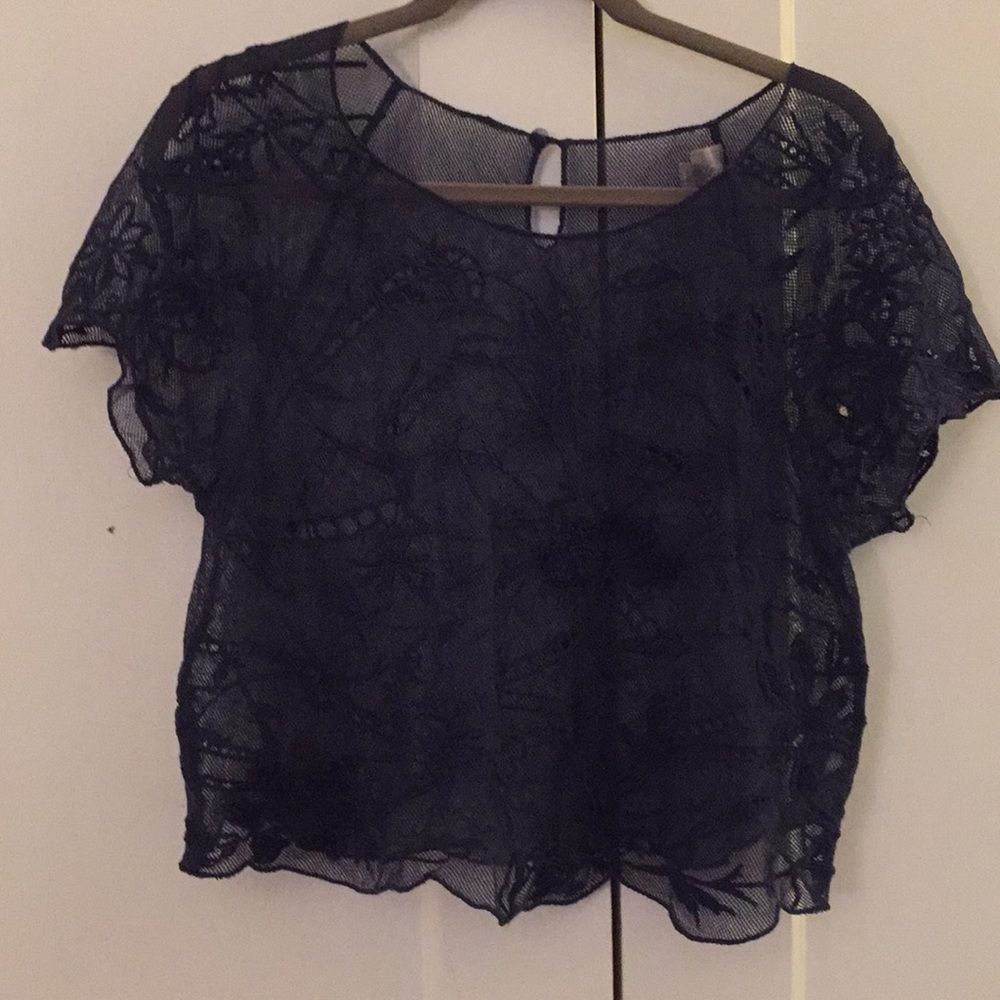 Crop top